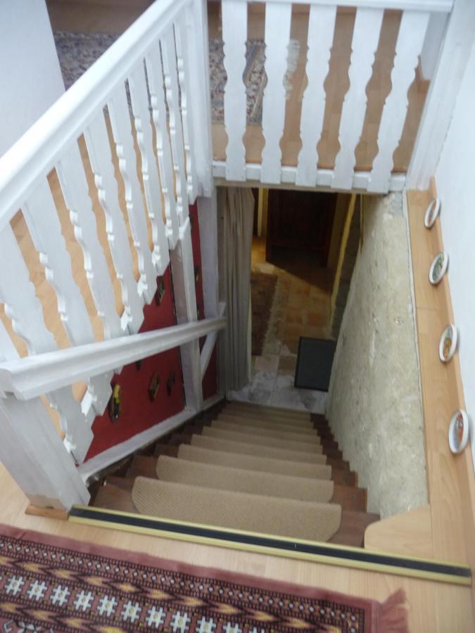 Les Tuileries Bed & Breakfast Ponteyraud ภายนอก รูปภาพ